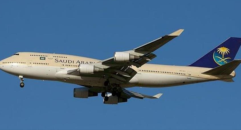 طائرة تابعة للخطوط السعودية تغيّر مسارها بعد تهديد بوجود قنبلة