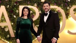 بالصورة- الممثل طوني عيسى وزوجته يستقبلان مولودهما الثاني: “أهلاً بك في هذا العالم”