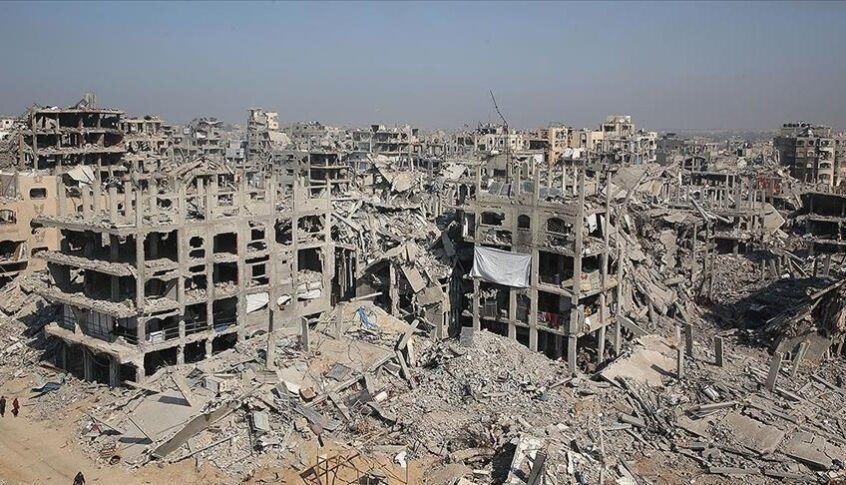 قصف إسرائيلي قرب مجمع أنصار الحكومي غربي مدينة غزة يوقع 5 شهداء