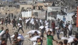 “حماس”: تقرير “هآرتس” يثبت استخدام المساعدات أداة لقتل الفلسطينيين