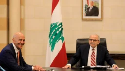 قلق يرافق “هدوء” توم برّاك.. فكيف يُمكن تفسير سلوك الرجل الذي خالف كل التوقّعات؟