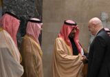 الرياض تتحرك لاقتناص اللحظة