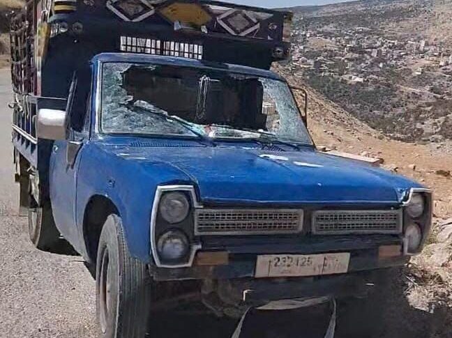 محلقة معادية أطلقت رشقات رشاشة في اتجاه مركبة تابعة لأحد رعاة الماشية في بلدة شبعا (الميادين)