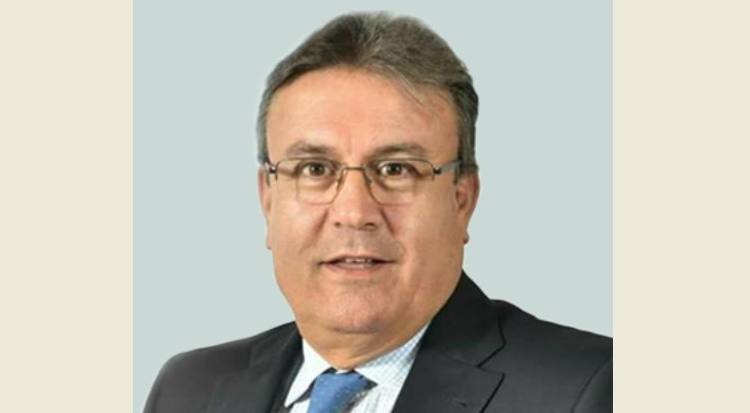محفوض دان تعرض بعض المعلمين لحملة ضغط من مدارسهم الخاصة: توقفوا عن الصرف التعسفي احتراما لقيمتهم