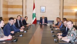 سلام يلتقي وفدًا فرنسيًا وثمّن الدور المحوري الذي تضطلع به فرنسا في دعم لبنان