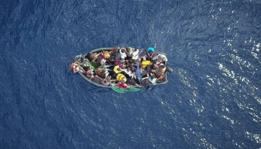 إنقاذ 230 مهاجراً قبالة السواحل اليونانية