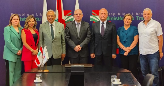 المدير العام لمصرف الإسكان زار وزير العمل واتفاق على توقيع مذكرة تفاهم حول الربط الإلكتروني