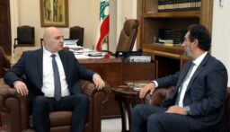 الصادق بحث مع الرئيس عون بشأن حق اللبنانيين المنتشرين في الاقتراع