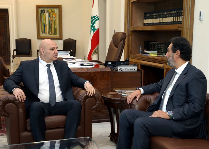 الصادق بحث مع الرئيس عون بشأن حق اللبنانيين المنتشرين في الاقتراع