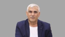 الاحتلال يمدّد اعتقال الصحفي ناصر اللحام حتى الأحد المقبل