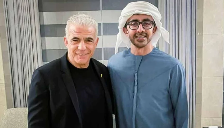 عبد الله بن زايد التقى لابيد: الإمارات تدعم جهود وقف النار في غزة