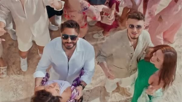 تامر حسني والشامي يحييان حفلاً غنائياً في مصر