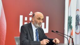 جعجع: أنّها “مواجهة كبرى وليست مسألة ربح أو خسارة والبعض يتواطأ على المغتربين