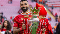 محمد صلاح يدخل التاريخ من بوابة الصفقات الذهبية