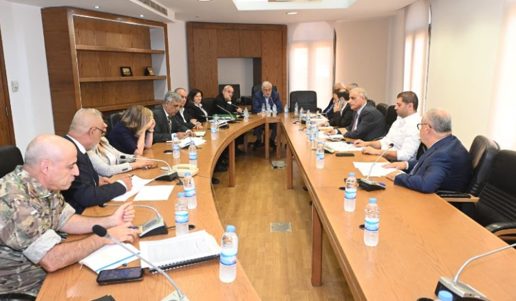 لجنة الدفاع أقرت احتساب خدمة العلم في القطاع العام وأحالت اقتراحات أخرى للوزارات المعنية لإبداء الرأي
