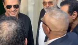 راغب علامة يصل إلى نقابة المهن الموسيقية في مصر للتحقيق معه بعد أزمة “القبلة”