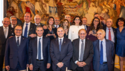 سلامة: يسعدني تقديم برنامج الإصلاح الاقتصادي والمالي لحكومتنا امام جمهور متميز