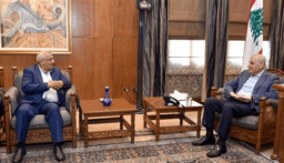 بري عرض مع سعد والعريضي للمستجدات السياسية والاوضاع العامة بري عرض مع سعد والعريضي للمستجدات السياسية والاوضاع العامة