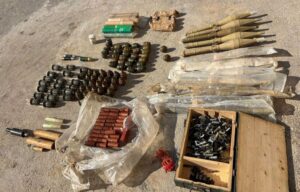 توقيف 4 مواطنين وضبط كمية كبيرة من الأسلحة والذخائر الحربية