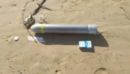 العثور على صاروخ غير منفجر عند شاطئ صور وإصابة بانفجار مسيرة مفخخة في مجدل زون