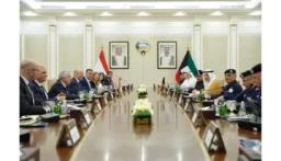 وزير الداخلية عرض مع نظيره الكويتي سبل تعزيز التعاون والتنسيق الأمني