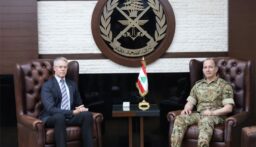 استقبالات العماد قائد الجيش