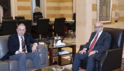 لقاء بين الرئيس سلام والسفير كرم وتقييم الجولة الرابعة من المفاوضات ونتائجها