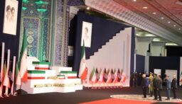 وزير الدفاع شارك في مراسم التأبين الرسمية في طهران: نتمنى أن يعمّ السلام والأمن والإستقرار المنطقة بأسرها