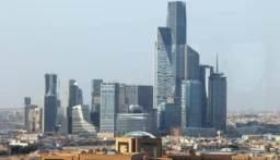 مندوب السعودية بالأمم المتحدة: تهديد الملاحة في باب المندب يؤثر سلبا في الاقتصاد العالمي