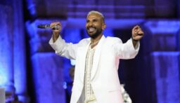 أحمد سعد يحقق حلمه في الوقوف على خشبة مسرح جرش في دورته الـ40