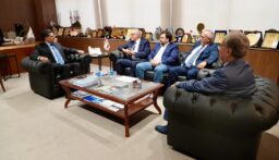 نقابة أطباء الأسنان بحثت مع الوزير مرقص في  تعزيز التعاون الإعلامي