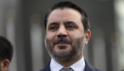 وزير خارجية سوريا ورئيس الموساد وجها لوجه بعد قصف أبو الظهور