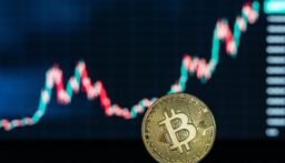 نقلة نوعية.. بوتين يوقع قانون العملات المشفرة في روسيا