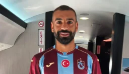 أول ظهور لمحمد صلاح بقميص طرابزون سبور
