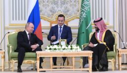 بوتين يبحث مع بن سلمان التعاون بين موسكو والرياض والوضع في الشرق الأوسط