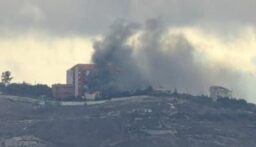 جيش العدو يضرم النار في مستشفى ميس الجبل الحكومي