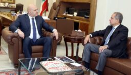 الرئيس عون عرض مع الصدي لوضع الكهرباء واطلع  من الحاج على انطلاق مشروع الألياف الضوئية