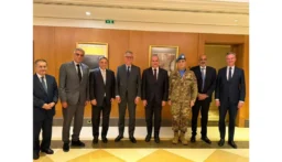 8 نواب التقوا لاكروا: المرحلة تستدعي تحركاً دولياً عاجلاً ومسؤولاً قبل انتهاء الولاية الحالية لـ”اليونيفيل”