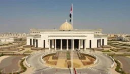 محكمة إماراتية تقضي بالسجن المؤبد على 8 لتزويد الجيش السوداني بالسلاح