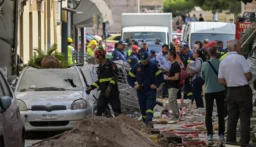 اليونان تعتقل ثلاثة على خلفية انفجار أودى بحياة ستة في أثينا