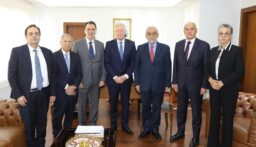 رجي يستقبل وفداً نيابياً ويتسلم نسخة عن أوراق اعتماد سفيري مصر والعراق