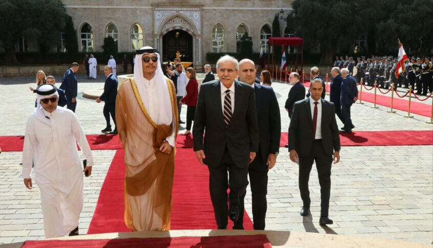 بالصور: وصول رئيس الوزراء القطري ​إلى السراي