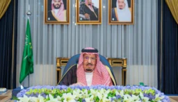برئاسة الملك سلمان.. مجلس الوزراء السعودي يدين هجمات الحوثيين